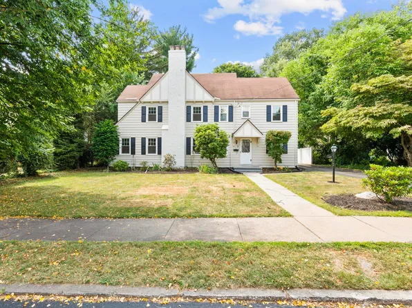 122 Hazelmere Road, New Britain, CT 06053