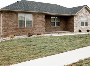 111 Central Park Ave, Berea, KY 40403