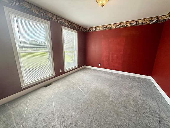 3rd image of 523 Berry Garden Ln