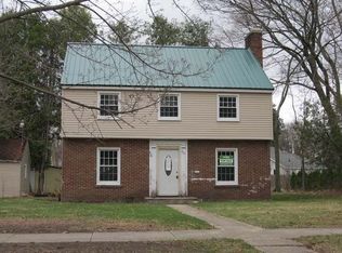 245 S Bowery Ave, Gladwin, MI 48624