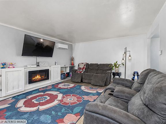 3rd image of 556 Virginia Circle