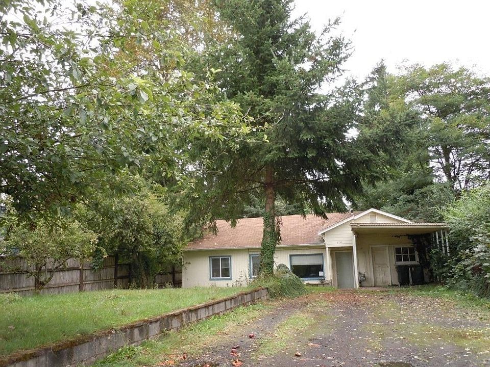 2nd image of 614 Sawyer St SE