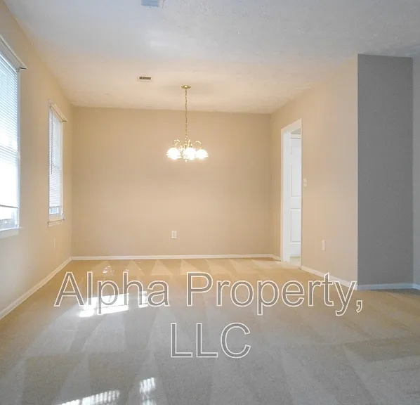 20 Clearfield Rd — Photo 2