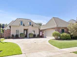 9128 Rue De Fluer, Denham Springs, LA 70706