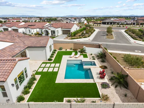 17971 W LUANA Street, Surprise, AZ 85388