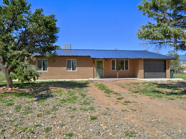17 Ermenio Rd, Sandia Park, NM 87047