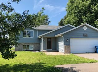 1309 Summit Ave N, Sauk Rapids, MN 56379