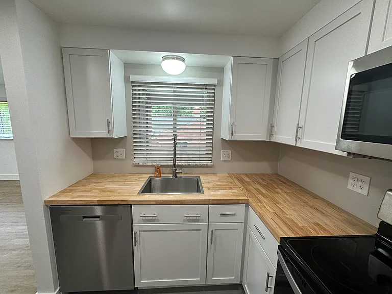 219 McCully St #219 — Photo 11