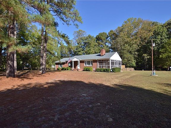 4th image of 84 Cedar Ln
