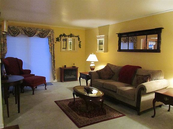 2nd image of 75 Velina Dr