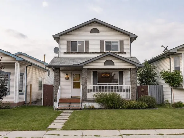 133 Applemead Close SE, Calgary, AB T2A 7S7