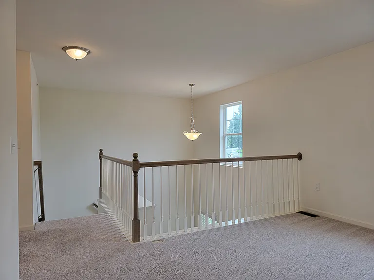 642 Brentwood Dr — Photo 17