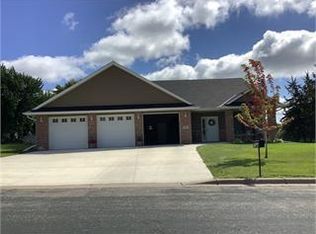 324 9th Ave NW, Lonsdale, MN 55046