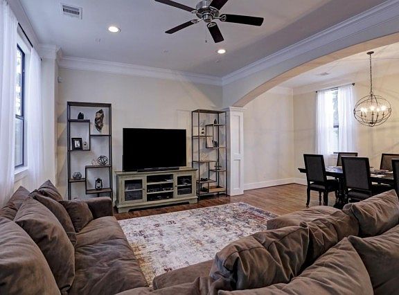 3rd image of 1426 W 23rd St Unit A