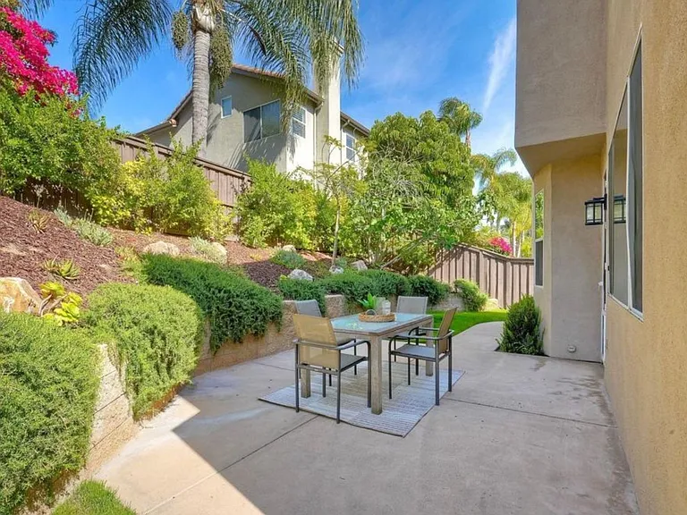 6890 Camino De Amigos — Photo 27