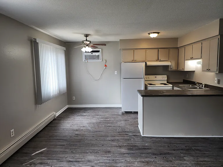 2306 11th Ave E #3 — Photo 3