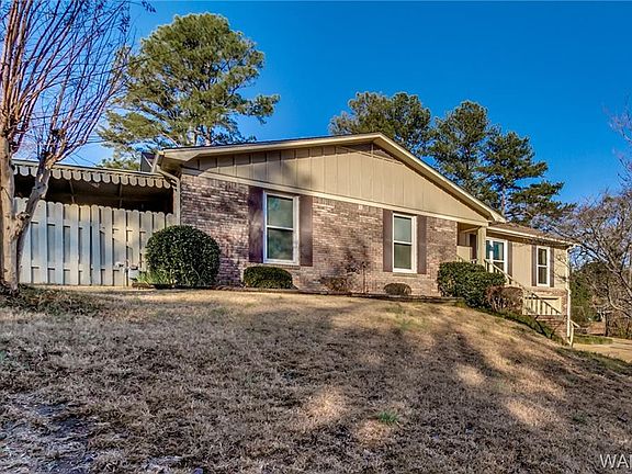 3rd image of 1304 Heritage Dr