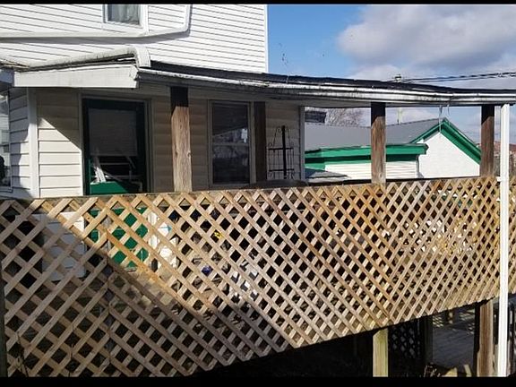 4th image of 404 Limestone St