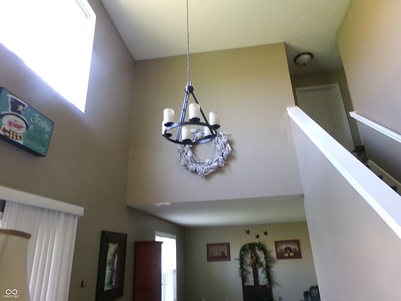 5th image of 2628 Newaygo Dr
