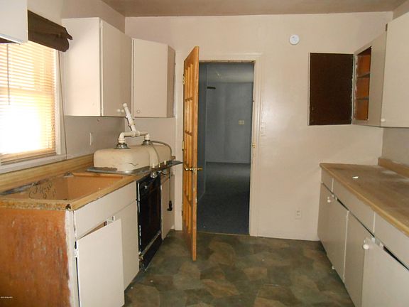 5th image of 43 Gardenia St