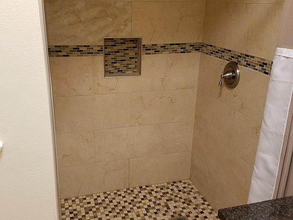 4th image of 875 25th Ave APT 102