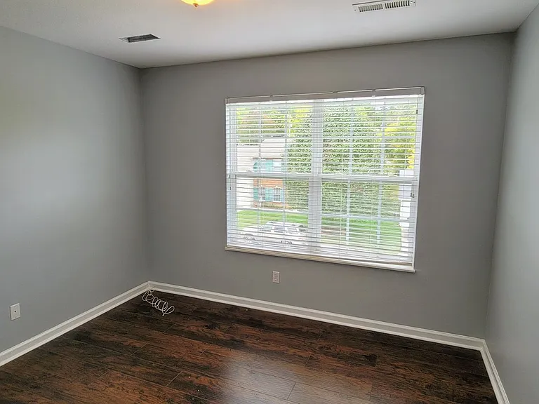 1645 Wolverine Ln — Photo 20