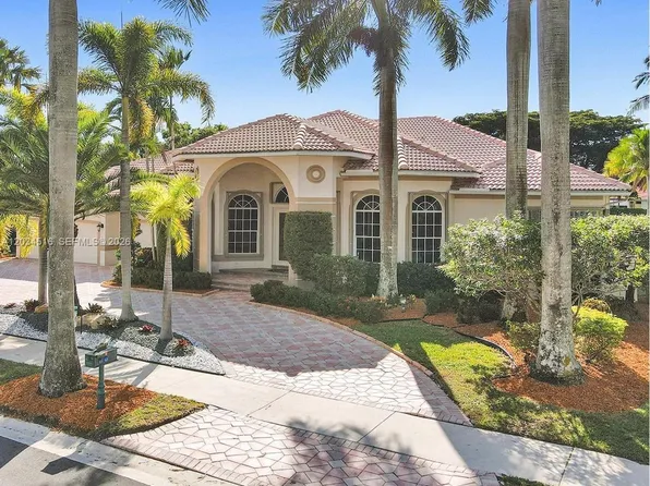 2501 Poinciana Dr, Fort Lauderdale, FL 33327
