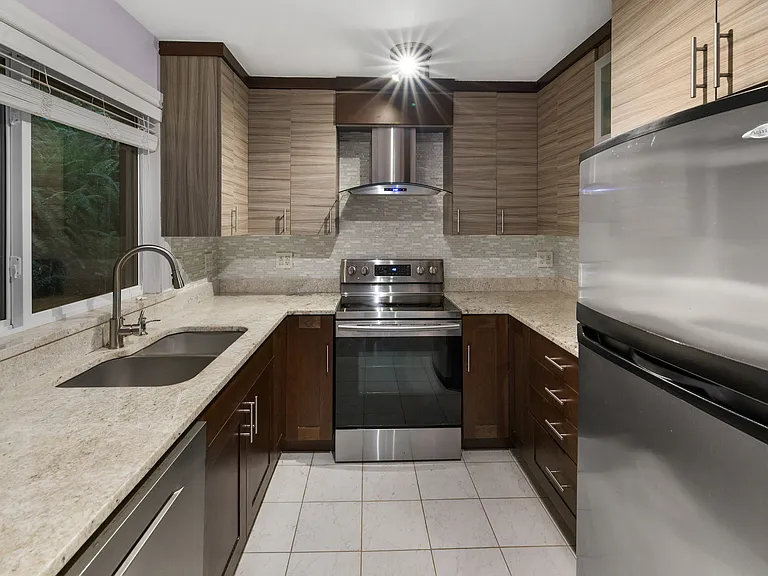 17407 NE 88th Pl #E07 — Photo 40