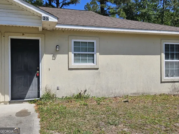 107 S Lively Oaks Dr, Kingsland, GA 31548