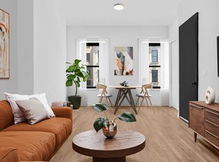 266 W 21st St #1B, New York, NY 10011