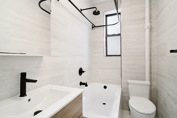 Rented by Peter R. Hungerford, LREB | media 6