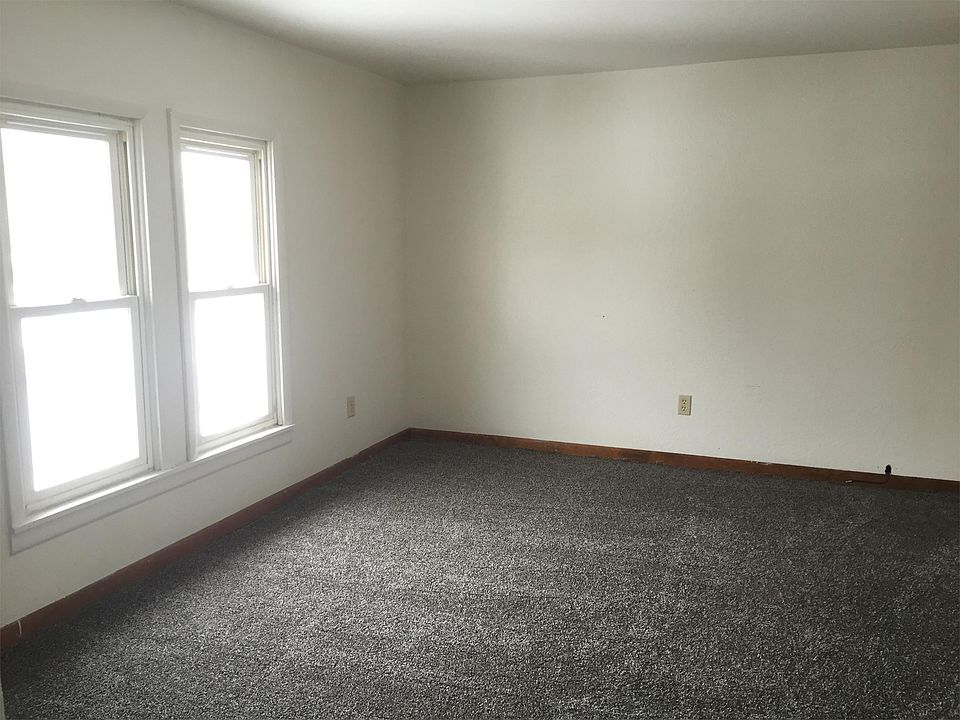 322 1/2 N Arnold St, Mount Pleasant, MI 48858 Zillow