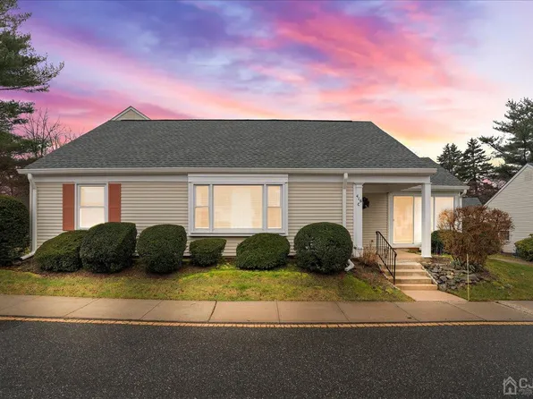 416C Onset Ln, Monroe, NJ 08831