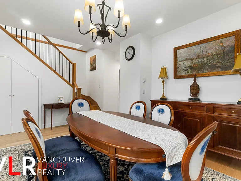 2535 York Ave #103 — Photo 14