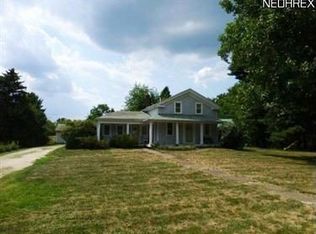 16338 Chillicothe Rd, Chagrin Falls, OH 44023