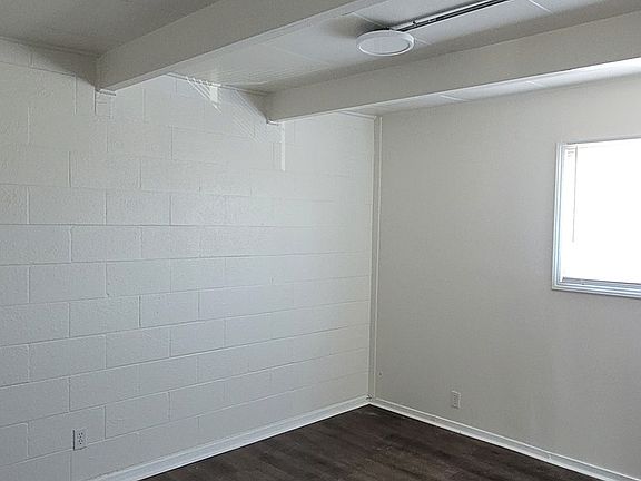 5th image of 909 N 70th St #909