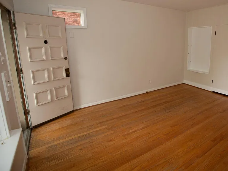 5058 Oleatha Ave #5056 — Photo 15