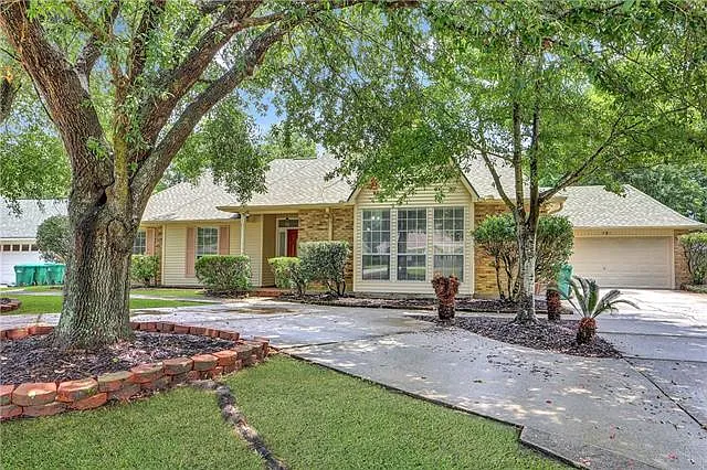 891 Cross Gates Blvd — Photo 1