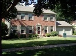1107 Thunderbird Ln, Naperville, IL 60563
