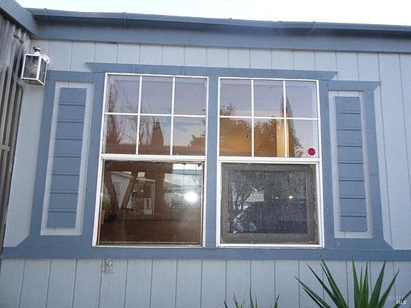 3rd image of 190 Granada Drive