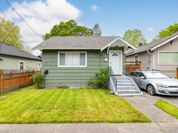 3317 36th Ave S, Seattle, WA 98144
