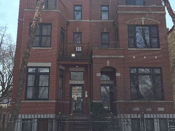 2nd image of 2029 W Evergreen Ave