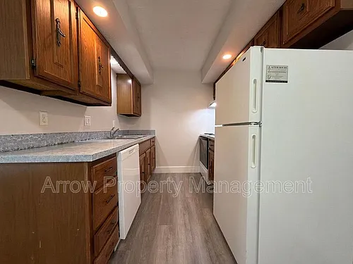 3341 Holdrege St #6 Photo 1