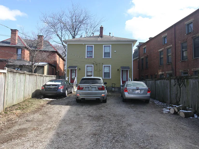 771 Summit St — Photo 24