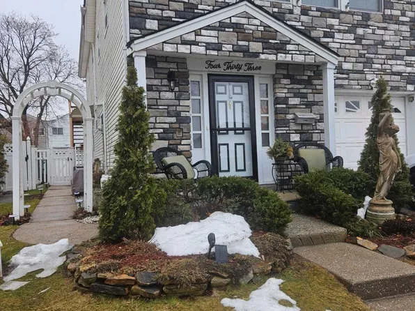 433 Barlow Ave, Staten Island, NY 10308