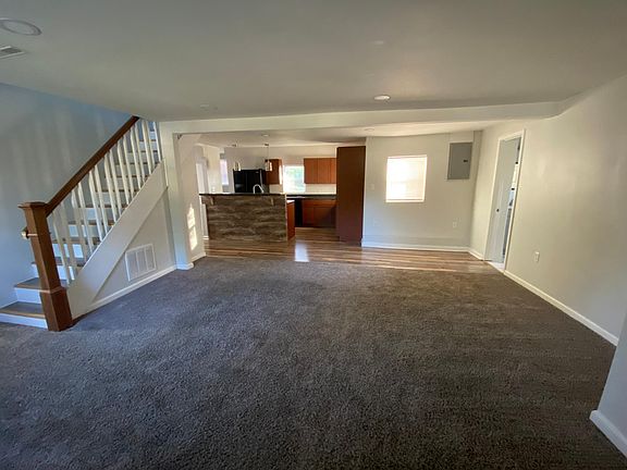 4th image of 4917 Nebraska Ave