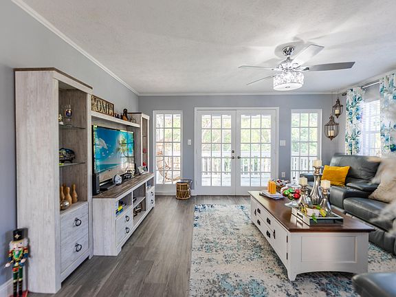 3rd image of 29110 Orchid Ln