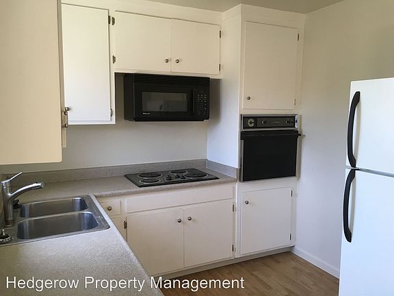 3rd image of 1616 Jefferson St APT 11