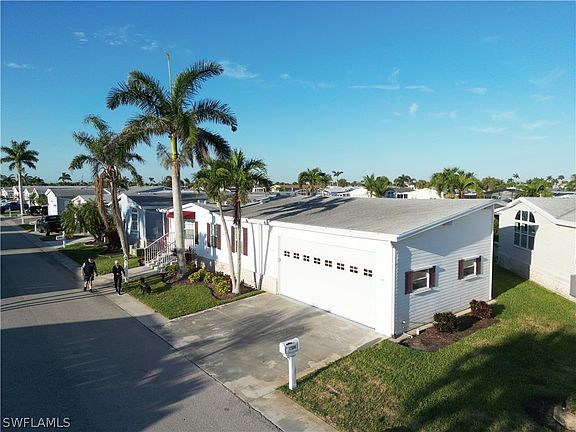 4th image of 17500 Canal Cove Ct