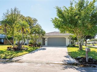 3304 Spring Mill Cir, Sarasota, FL 34239